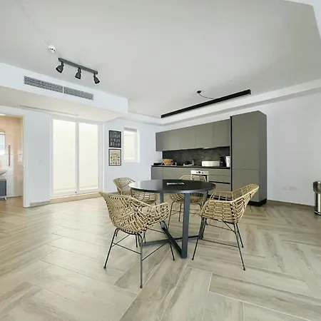 The Cube Modern Open Space In Apartment *