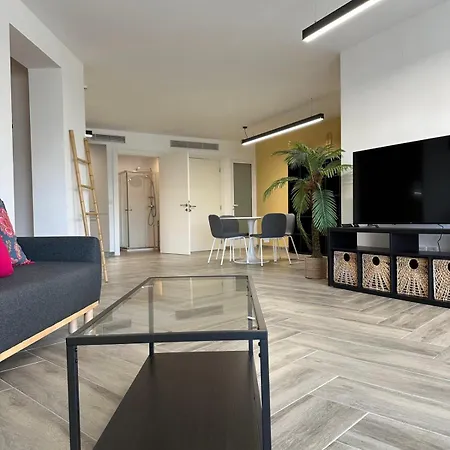 The Cube Modern Open Space In Apartment *
