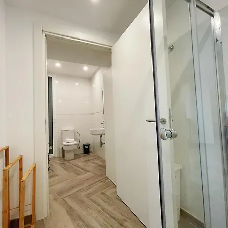The Cube Open Space In - Adults Only 그지라