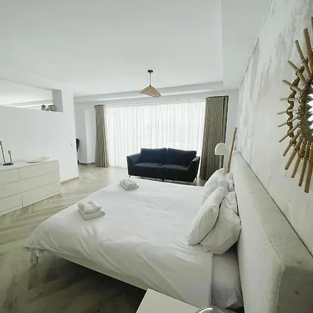 The Cube Modern Open Space In Apartment *